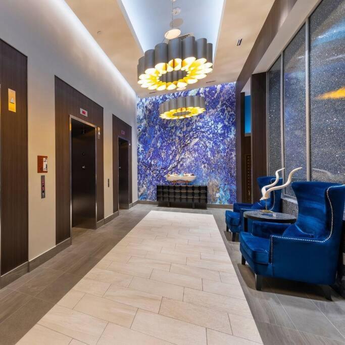 דירות יוסטון Luxury Highrise In Midtown - Skyline Views And Chic Decor מראה חיצוני תמונה