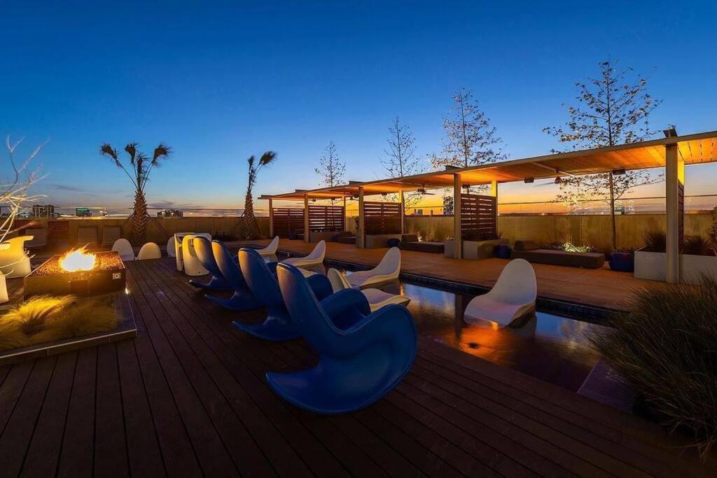 דירות יוסטון Luxury Highrise In Midtown - Skyline Views And Chic Decor מראה חיצוני תמונה